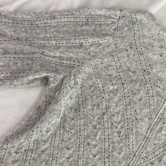 Silver and dotted black distressed open-knit v-neck scooped sweater - Picture 10 of 17